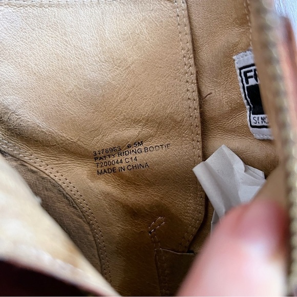 Frye • Patty Riding Bootie brown leather Redwood ankle boot heeled strap buckle - Picture 7 of 15